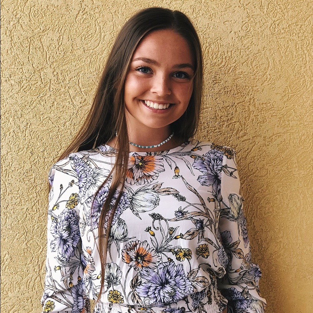 Meet your Posher, Rebekah